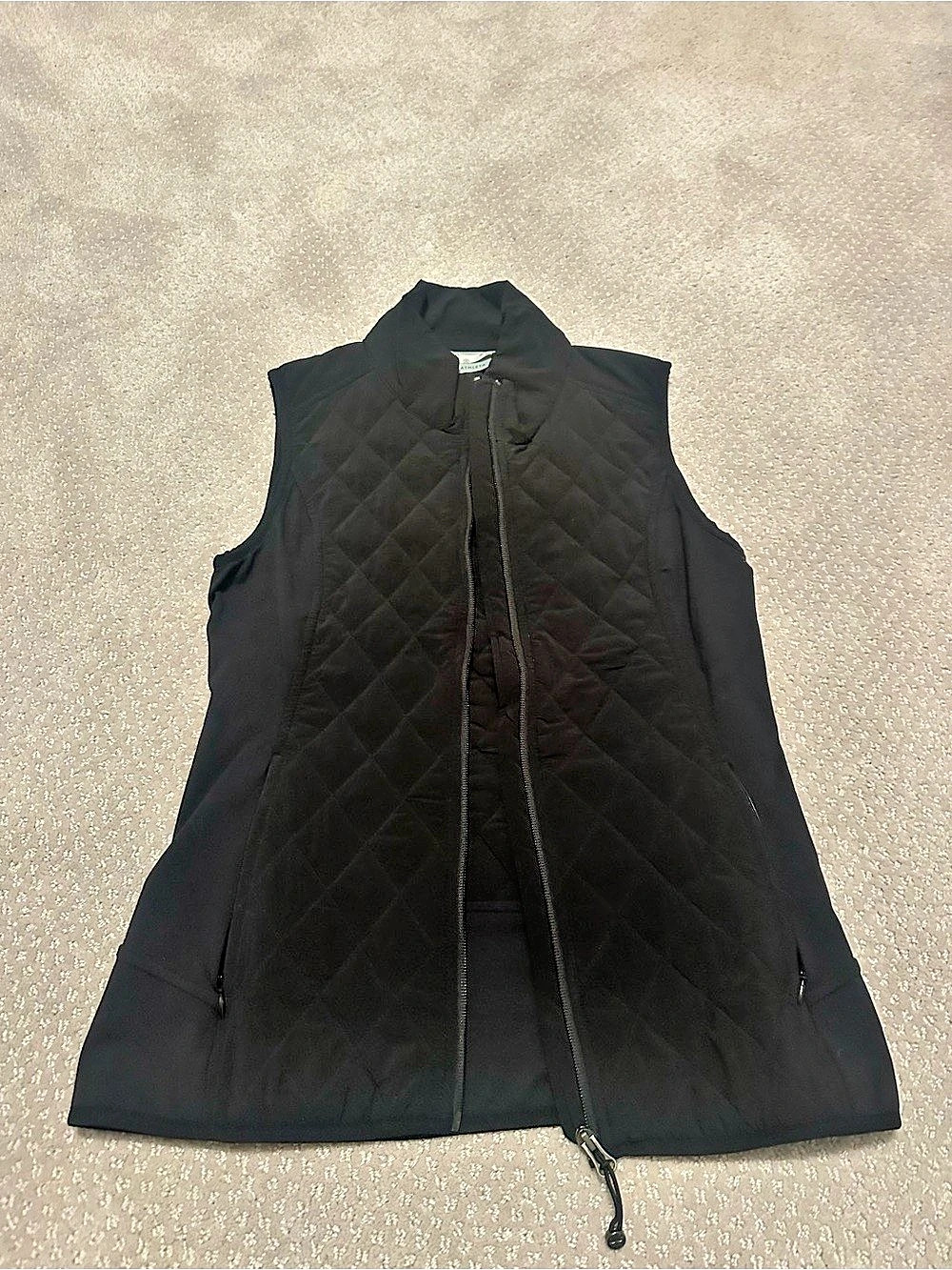 Athleta Quilted Vest in Black Like New